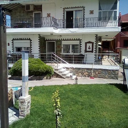 Sounds Of The Waves Apartment Pefkochori Exterior photo