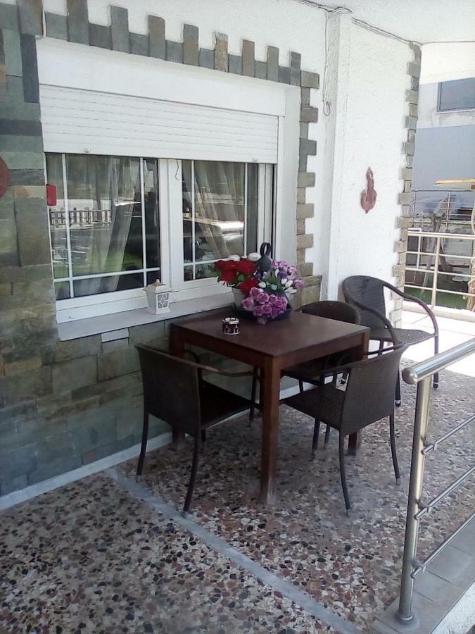 Sounds Of The Waves Apartment Pefkochori Exterior photo