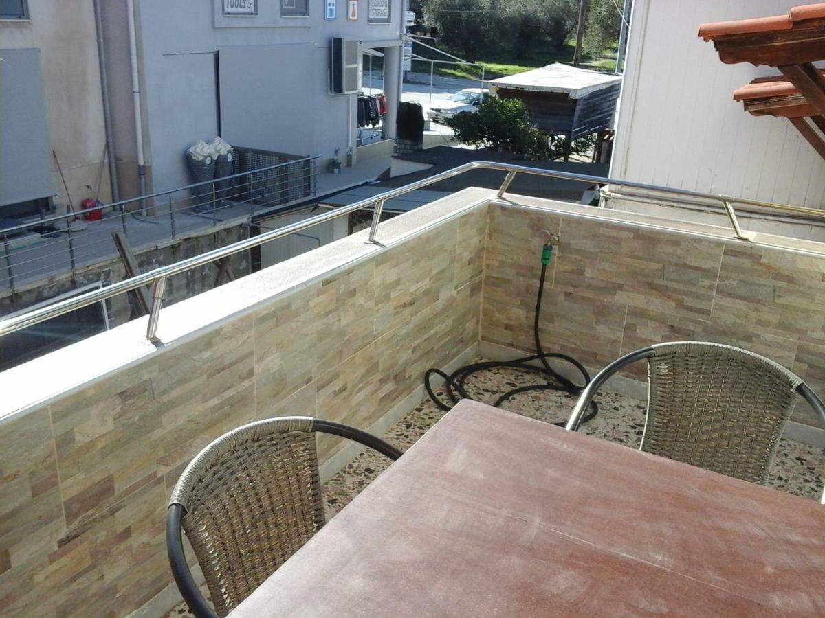 Sounds Of The Waves Apartment Pefkochori Exterior photo