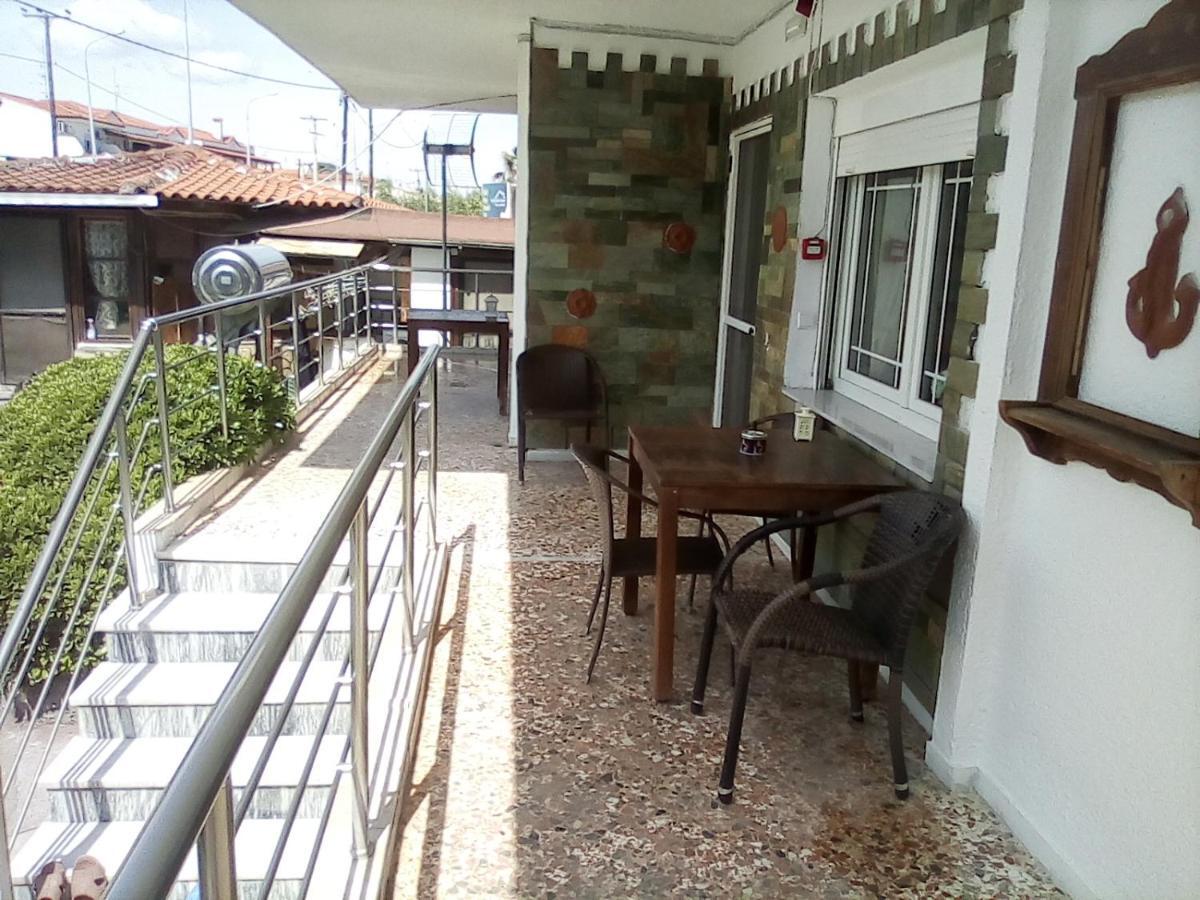 Sounds Of The Waves Apartment Pefkochori Exterior photo